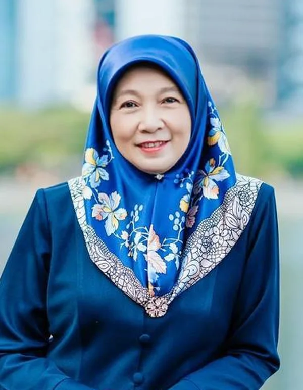 Studio portrait of Datuk Nor Asiah Mohd Yusof