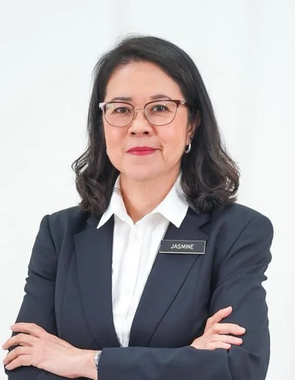 Studio portrait of Datuk Teo Gek Choo @ Jasmine Teo